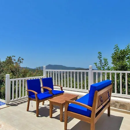 Uezuemlue 3 Bedroom Secluded With Private Pool Hot Tub *