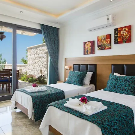 Uezuemlue 3 Bedroom Secluded With Private Pool Hot Tub Willa Kalkan