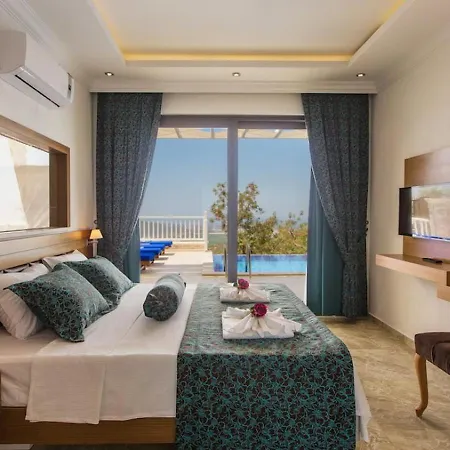 Uezuemlue 3 Bedroom Secluded With Private Pool Hot Tub Willa Kalkan