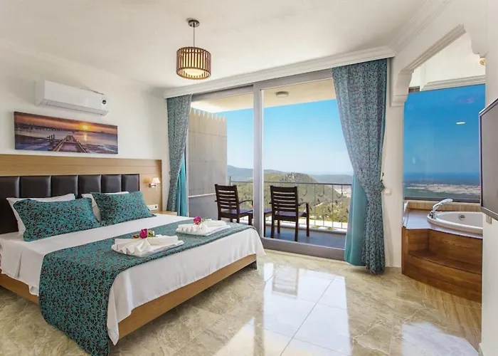 Uezuemlue 3 Bedroom Secluded With Private Pool Hot Tub *